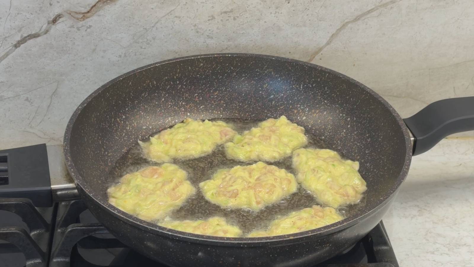 Летом котлеты не жарю! Готовлю такую вкуснятину из куриного филе и кабачка смотреть онлайн