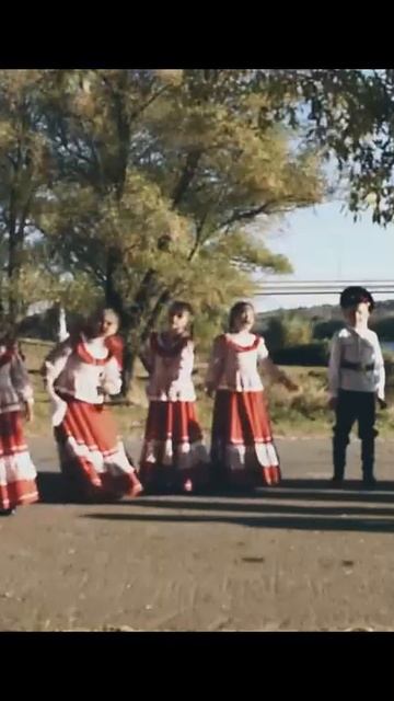 Образцовый фольклорный ансамбль "Донские узоры" (младшая группа) смотреть онлайн