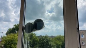 Робот мойщик окнa. HUTT Window cleaning robot. Мой ещё один помощник