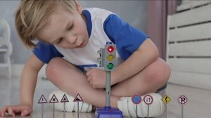 Светофор игрушечный (Аксессуары для машинок) серии "Мой город" (свет, звук, 23 см, 8 дорожных знаков