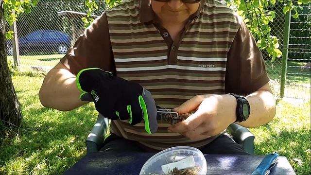 Добыча огня с помощью огнива сварщика смотреть онлайн