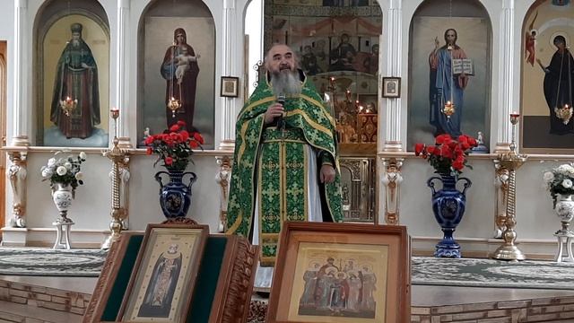 Угодник земли Российской благословляет нас. смотреть онлайн