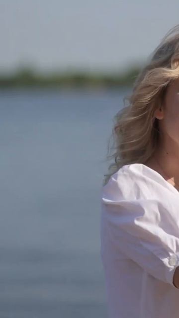 Русские девушки - Краса России! А по камушкам - Ансамбль Воскресение смотреть онлайн