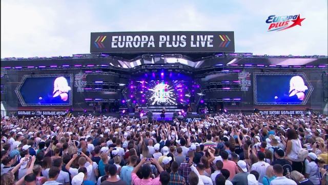 Europa Plus LIVE 2017: BEBE REXHA!