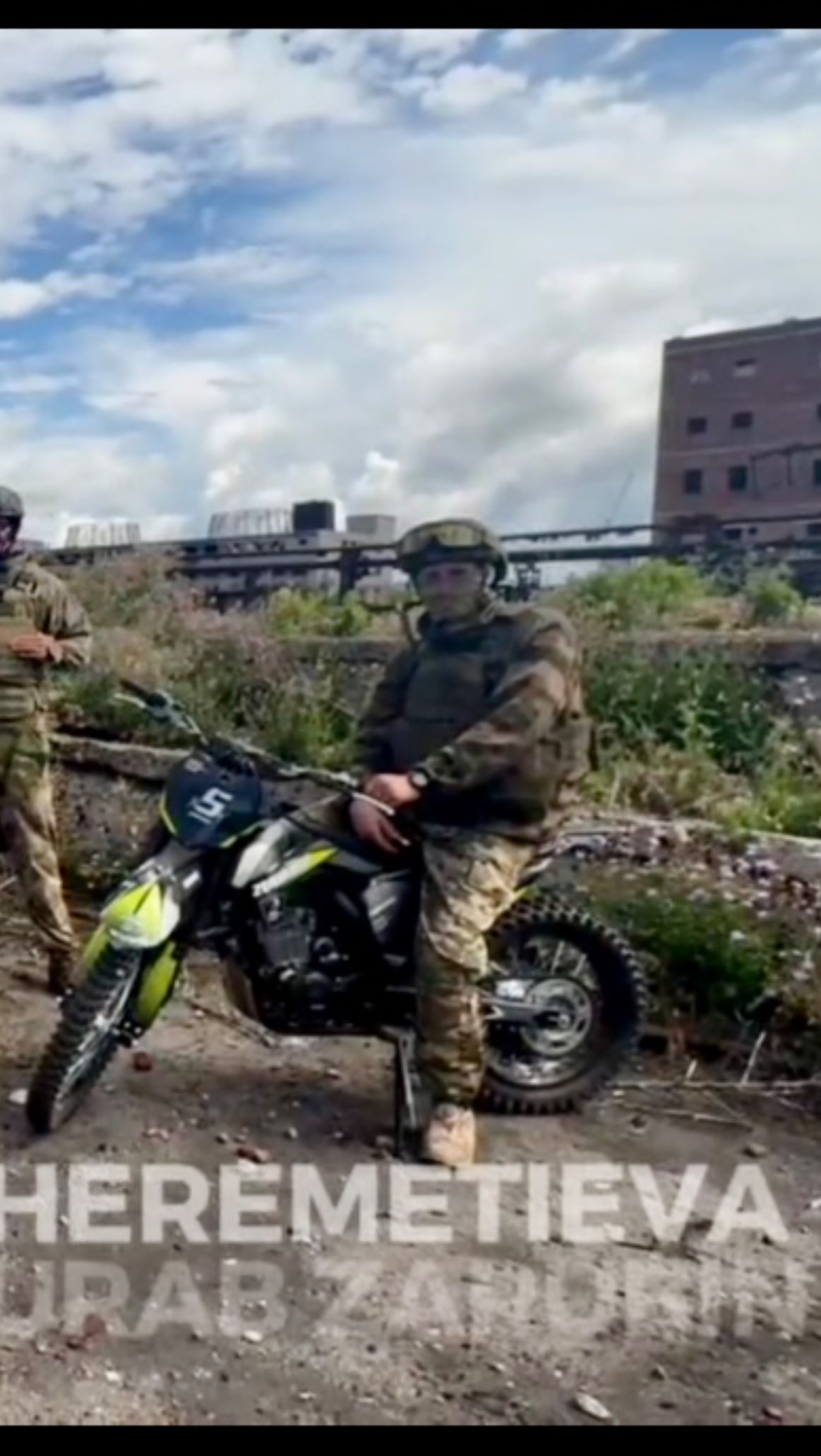 Zuumav 300cc - лучший эндуро, мотоцикл 2025 для СВОих #zuumav #мотосво #мотоцикл смотреть онлайн