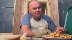 ОБЖОР/ОКРОШКА НА КВАСЕ/РОЖКИ С ТУШЁНКОЙ 😋
