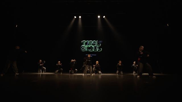 9. Best dance show STREET_12-13 лет_VDF-PUZZLE CREW смотреть онлайн