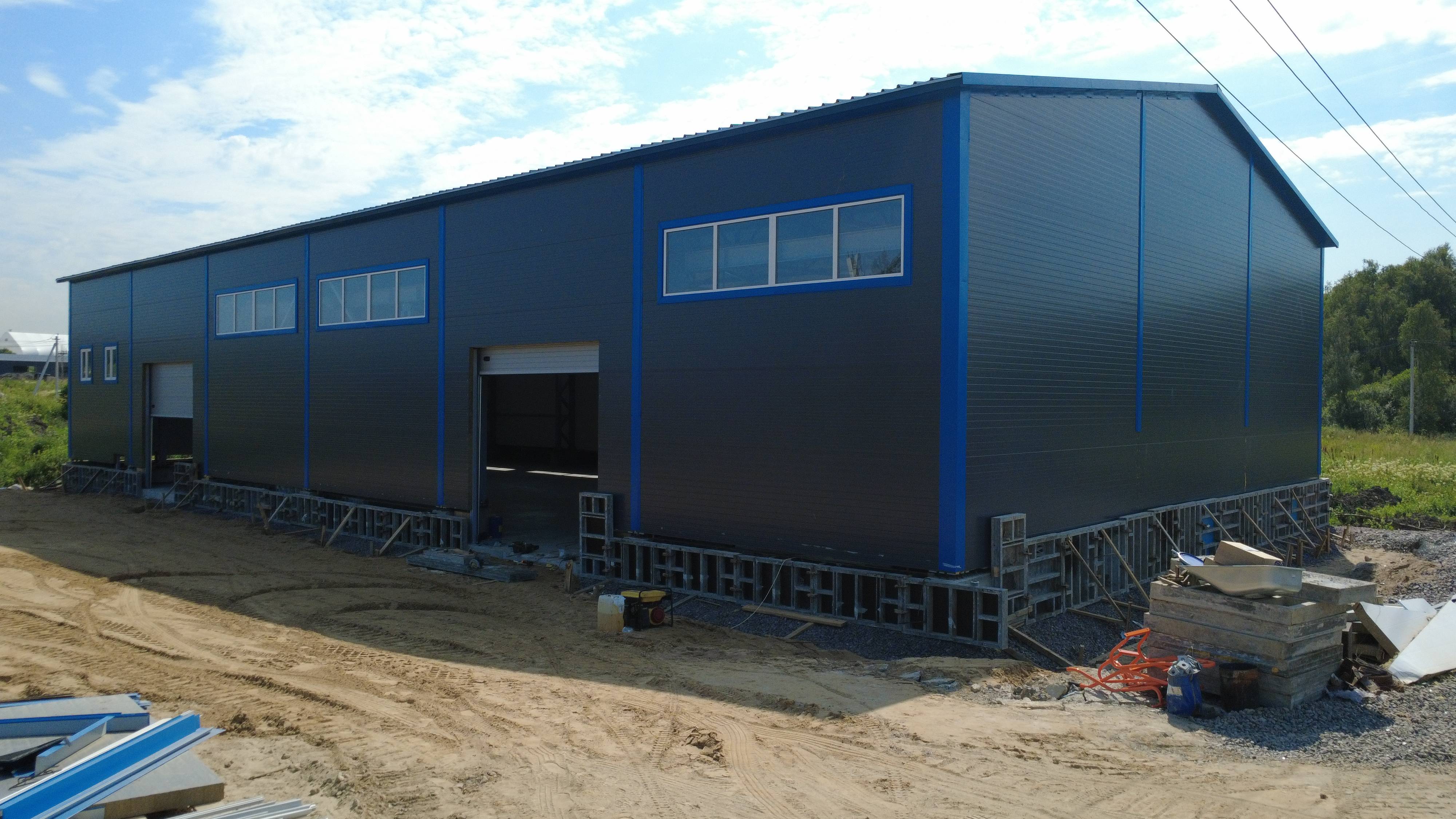 Внутри ангара смотреть онлайн