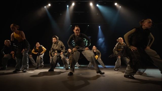 13.Best dance show street_13-15 лет_ TRIS CREW смотреть онлайн