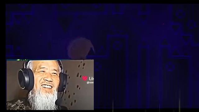 Я ПЫТАЛСЯ деда невозможно остановить😱😱😱😱😱 смотреть онлайн