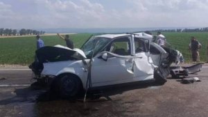 В Карачаево-Черкесии в ДТП с трактором погибли два человека