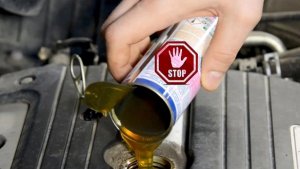 Не ПРОМЫВАЙТЕ двигатель ПЕРЕД ЗАМЕНОЙ масла..