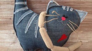 Что сшить из старых джинсов: идея для шитья с душой