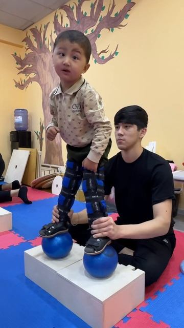 aziz axmedov#дцп #массаж #дети #lfk смотреть онлайн