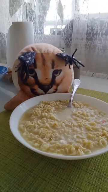 Шлёпа ест лапшу Наруто #блоптоп смотреть онлайн