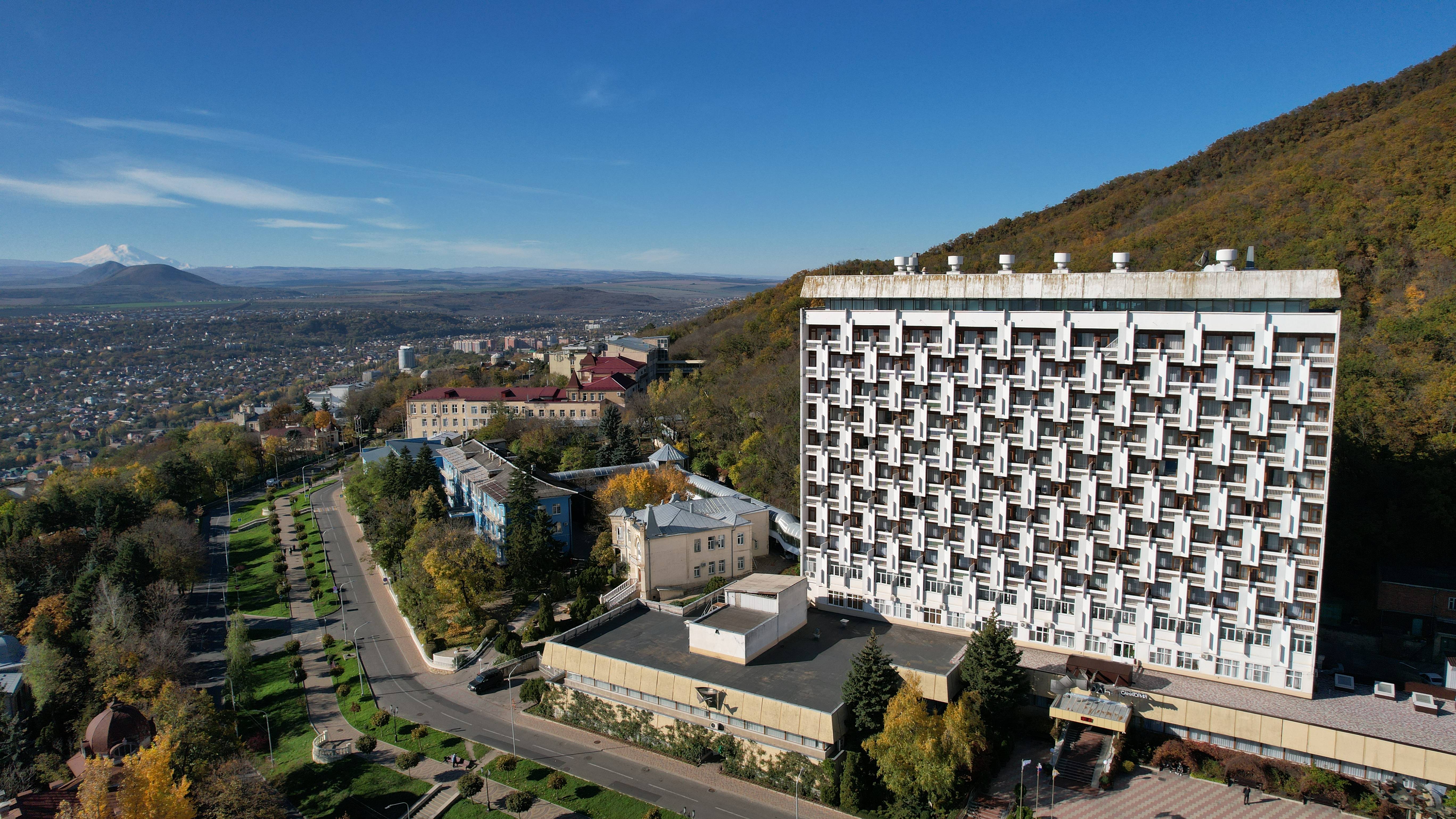 Санаторий Родник Пятигорск на сайте Курорты.РФ смотреть онлайн