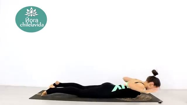 Легкая РАСТЯЖКА на ВСЕ ТЕЛО дома - Мягкая растяжка 15 минут Йога|Елена Малова смотреть онлайн