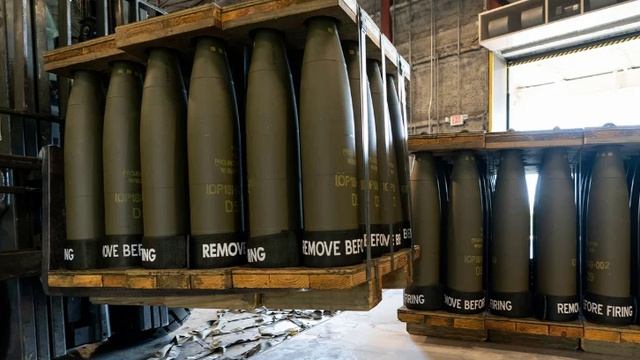 Bloomberg узнал, какая страна обсуждает участие в плане США по Украине. смотреть онлайн