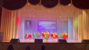 Выступление на « Вешенских веснушках» детского коллектива «Радуга»