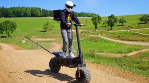 Самый большой в истории электросамокат