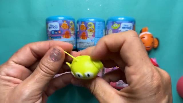 Распаковка игрушки DISNEY EMOJI SQUISHY SURPRISE, удовлетворяющая ASMR