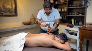 Most SATISFYING Back TOK-SEN Massage By Indian Barber Shamboo ｜ Ultimate Relief ASMR