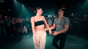 Alan y Cristina  Prince Royce -  Stand By Me