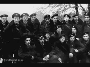 ДРЁГЕН НАС МИЛЛИОНЫ, КТО В ГЕРМАНИИ СЛУЖИЛ1