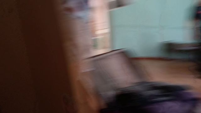 Я разложил вещи в комнате смотреть онлайн