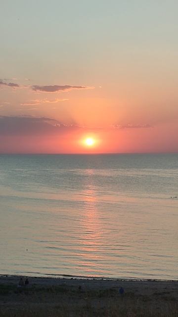 Лучшее время дня. Закат на море. Ейск