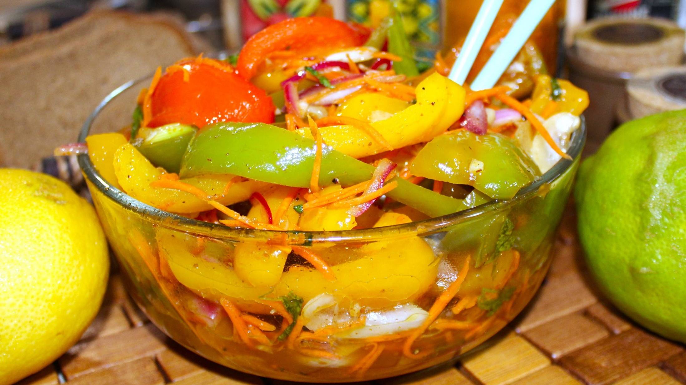 Болгарские перцы по-корейски