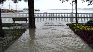 Геленджик после дождя центр города