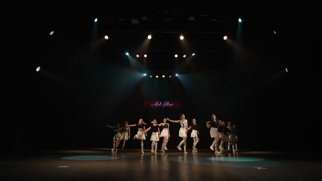 Закрытая группа по Jazz Funk/K-pop "GLIZZY" 9+ (рук. Савосина Василина) смотреть онлайн