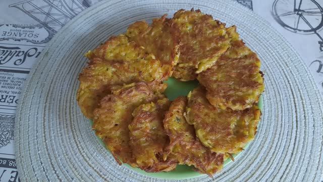 Драники с морковью. смотреть онлайн