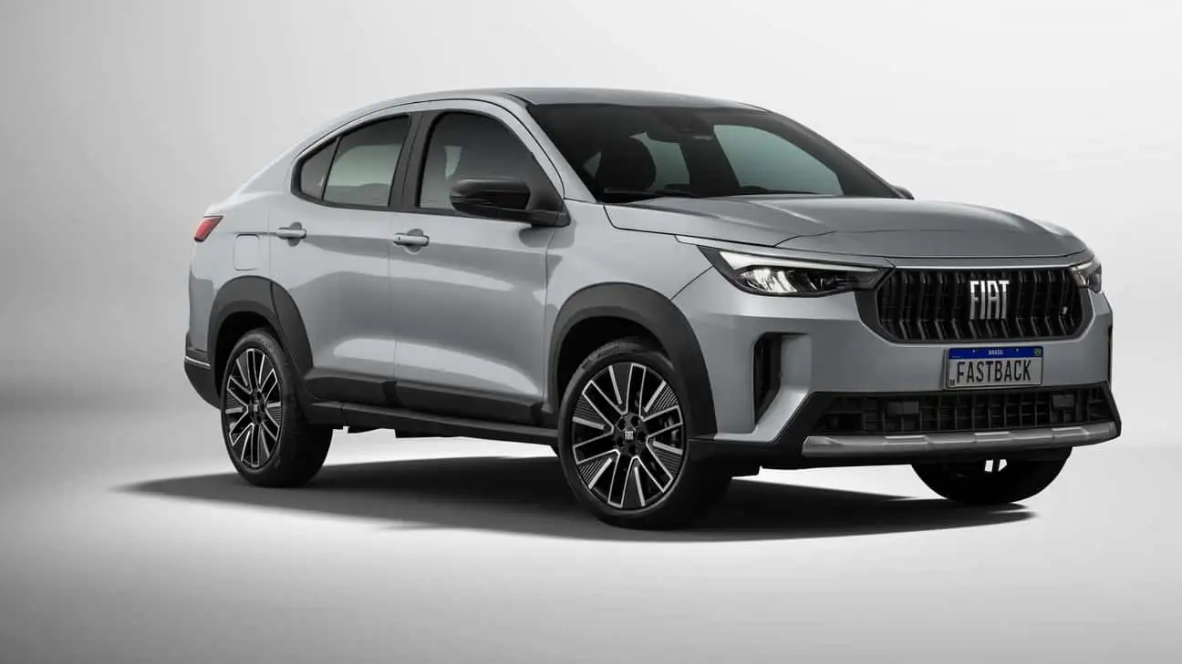 Кросс-купе Fiat Fastback 2026 подешевел на 450 тысяч сразу после дебюта смотреть онлайн