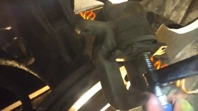 как сжать суппорт