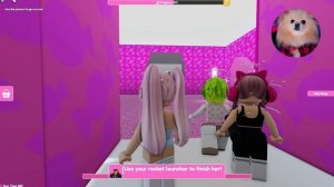 ПОБЕГ ОТ ЗЛОЙ БАРБИ В РОБЛОКС ! ЗЛАЯ БАРБИ ПОЙМАЛА ДОБРУЮ БАРБИ ! Escape Evil Barbi!