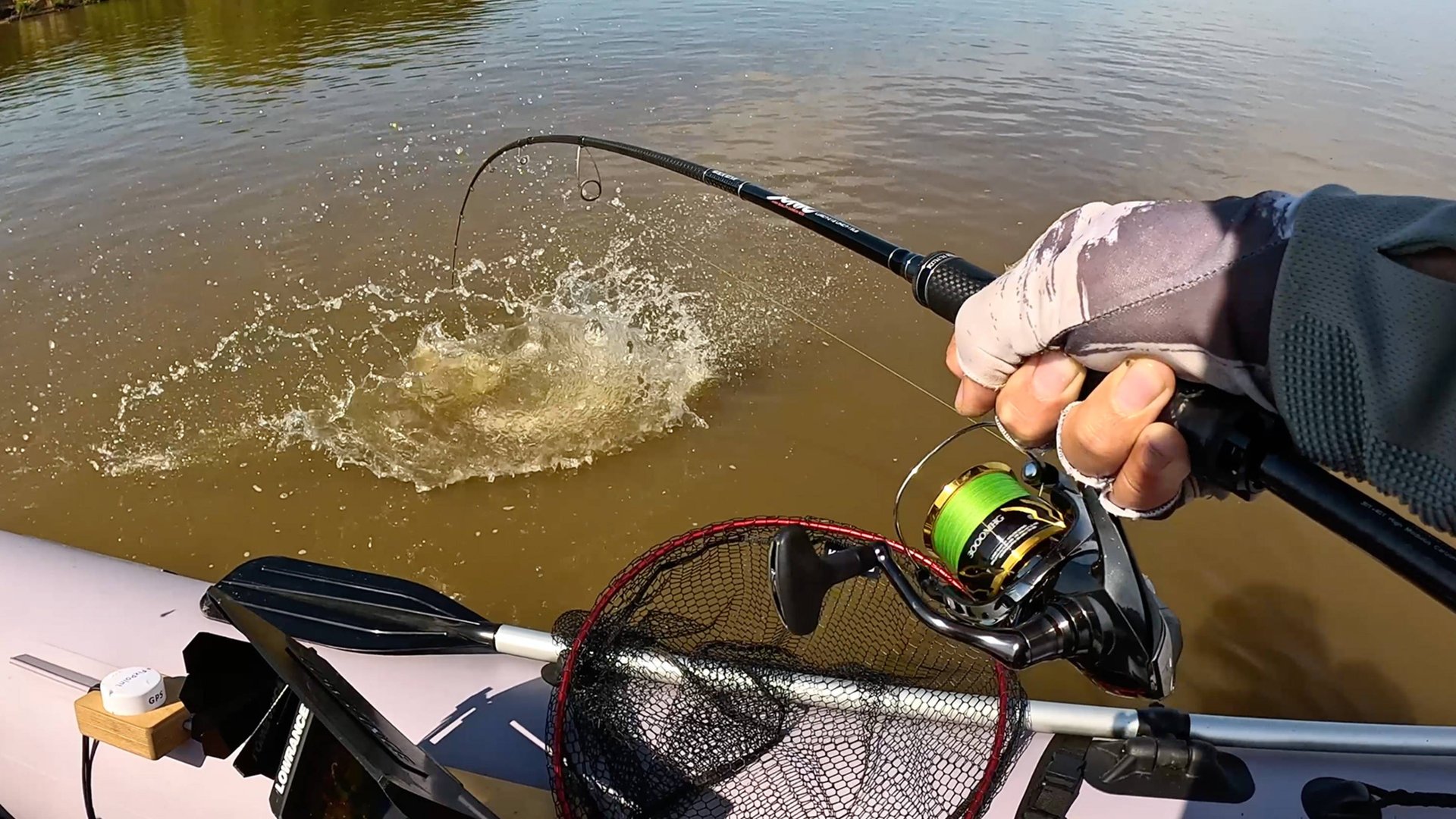 Раттлин который всегда выручает. Эта приманка всегда со мной смотреть онлайн