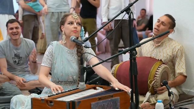 КИРТАН от НИЛАЧАЛА ДЕВИ ДАСИ в ЦОСК 28.07.2024 Москва.