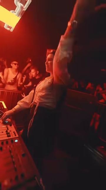 Creeds - Push Up ｜ Played by Clara Cuvé #shorts #techno смотреть онлайн