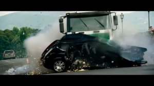 ESAY - Coming Down _ Underground (Chase Scene))