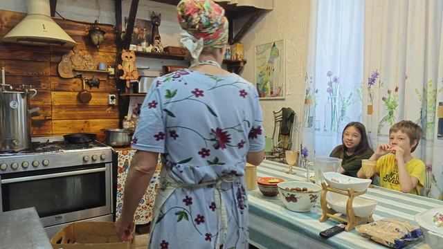 КАЖДЫЙ ДЕНЬ НЕОТЛОЖНЫЕ ДЕЛА! смотреть онлайн