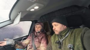 Подбитый старый пёс и выгнанный жить на улицу лабрадор. Едем забирать этих двух!