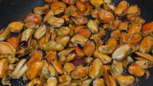 Мидии пальчики оближешь.