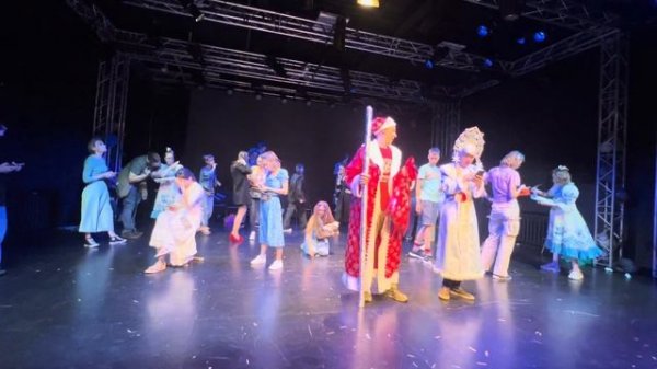 Спектакль "Новогодние приключения Гены и Уйбаана"