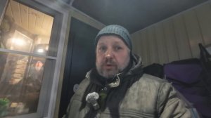 Маленькую собачку бросили в подъезде... Мы забираем её к себе!