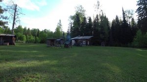 Здравствуй избушка, приехал с ночёвкой. Сделал самую рабочую кормушка для рыбалки 2 серия