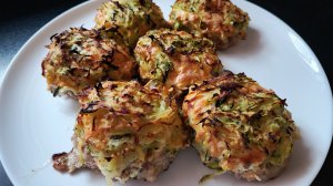 Очень вкусные гнёзда с фаршем, кабачком и картошкой