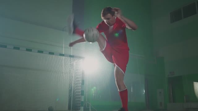 ⚽ Футбол. Энергия игры смотреть онлайн