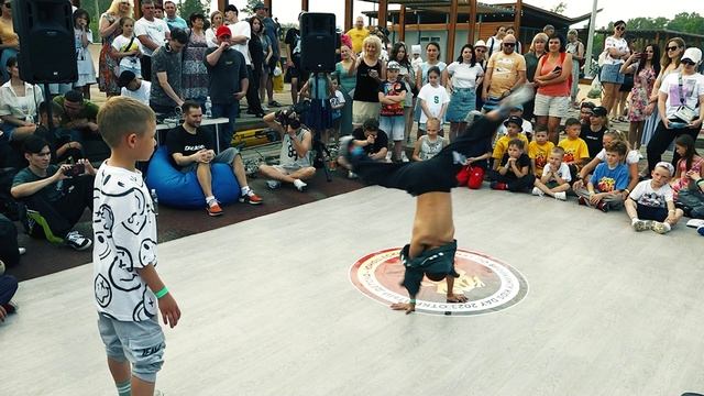 БрейкДЭНС смотреть онлайн